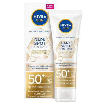 NIVEA Sun UV Face SPF 50 Crema solare fluida luminosa 630 Controllo macchie scure 40 ml